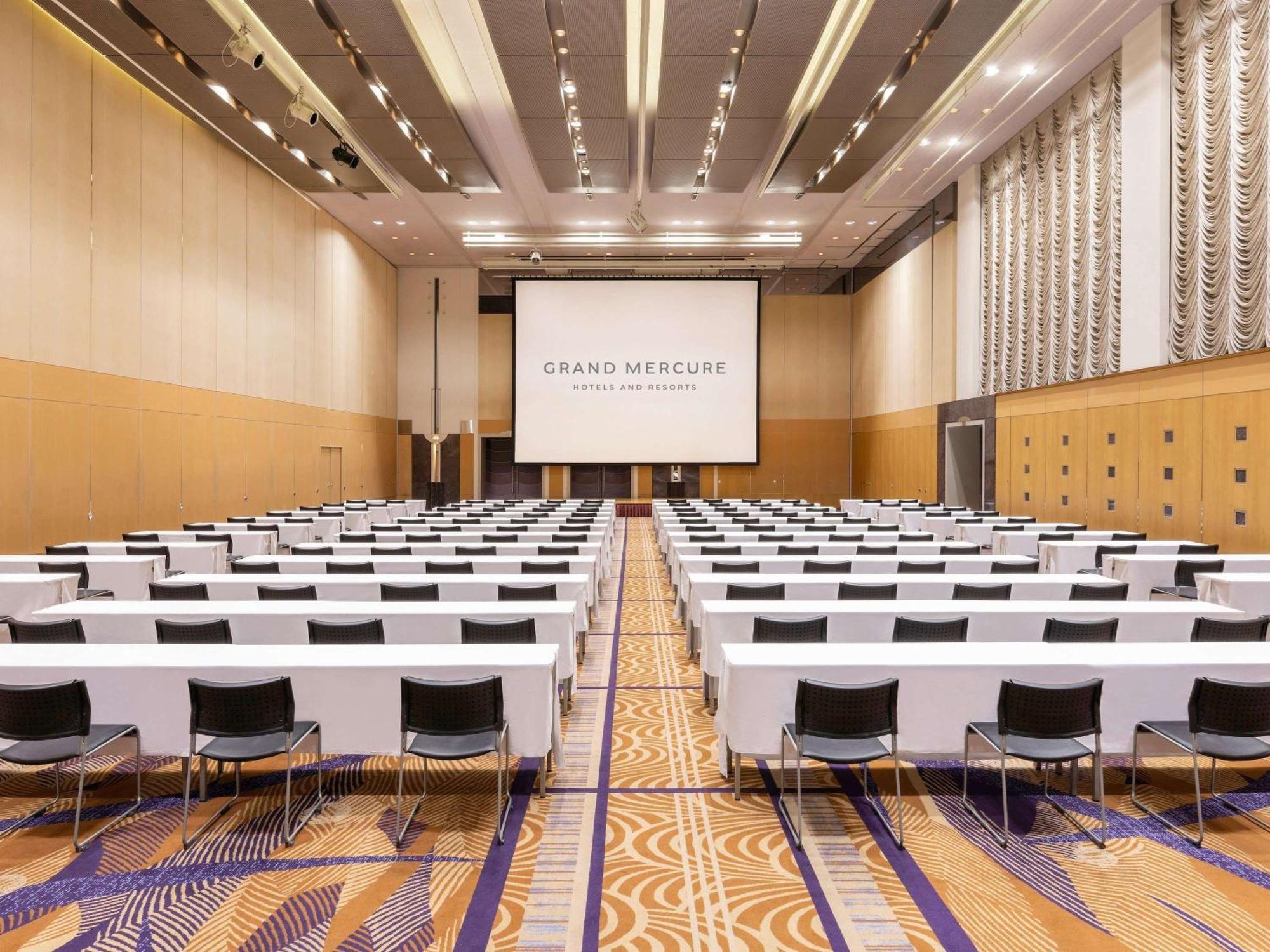 Grand Mercure Sapporo Odori Park Екстериор снимка