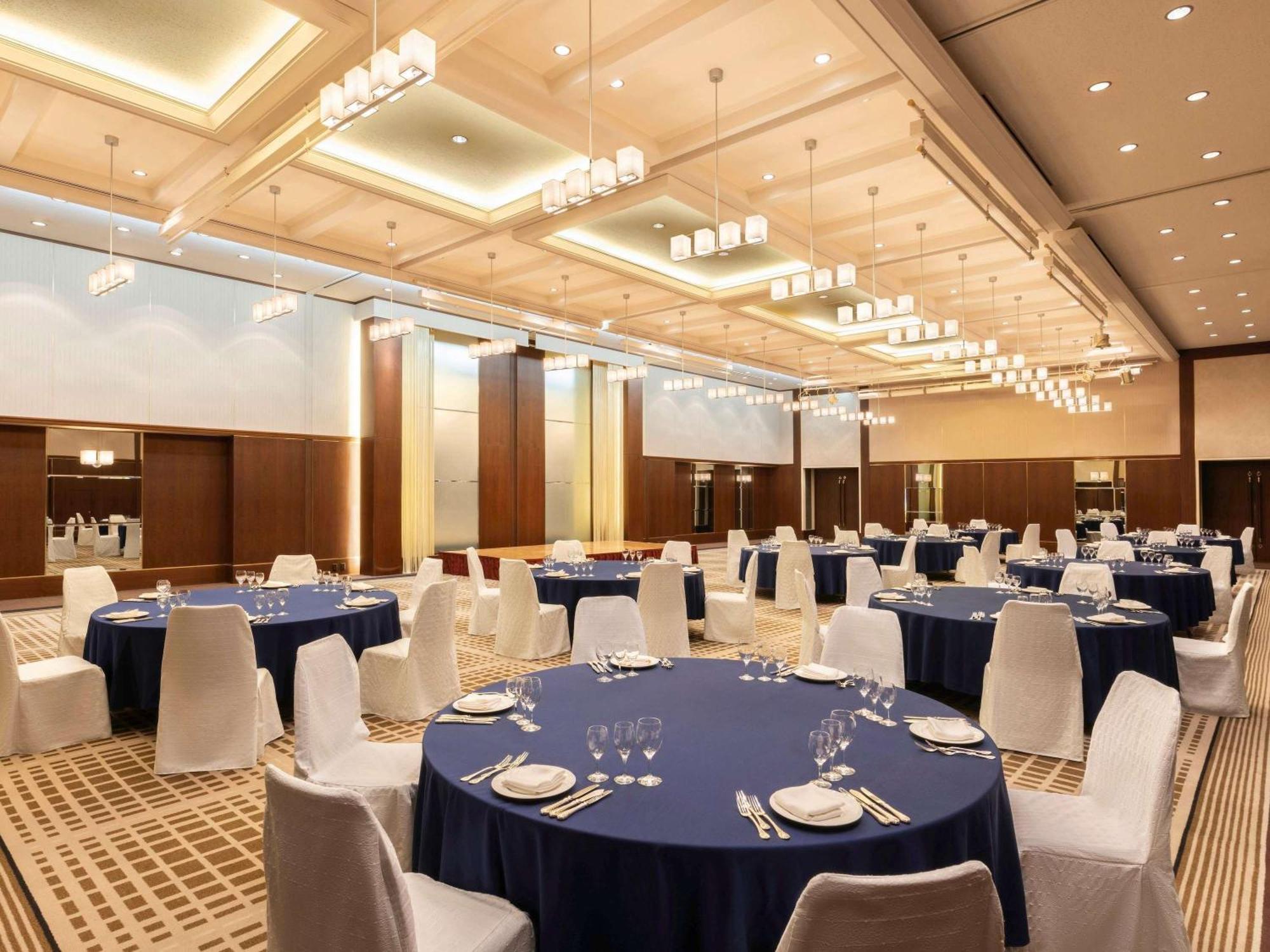 Grand Mercure Sapporo Odori Park Екстериор снимка